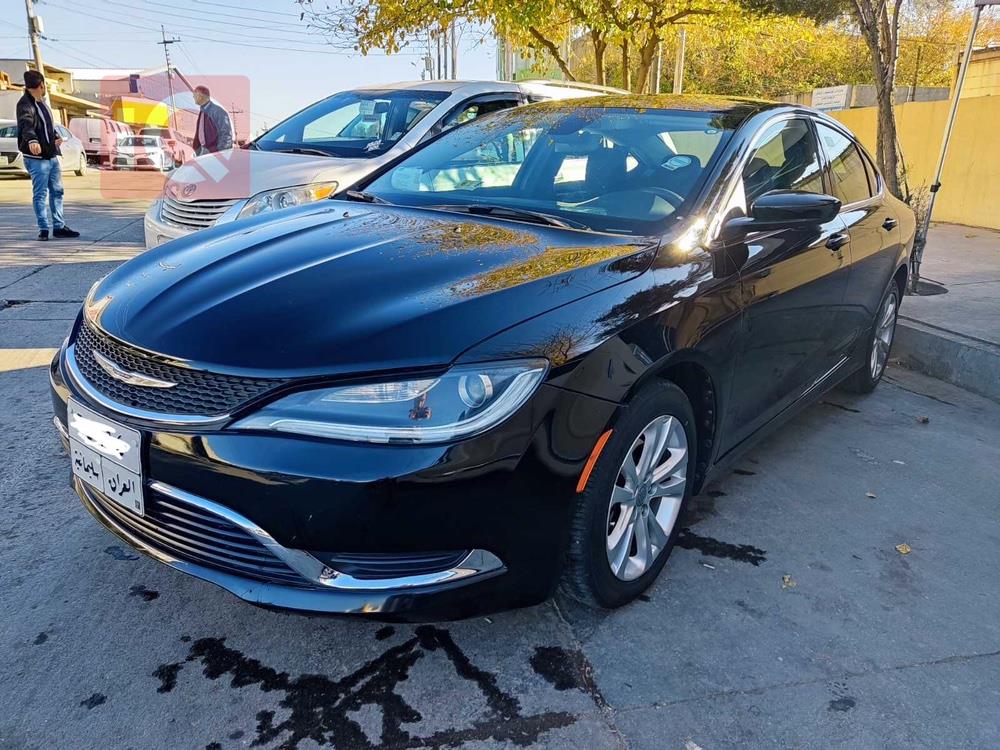 Chrysler 200